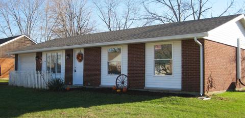 2025 Ottawa Dr, Circleville, OH 43113 photo 1