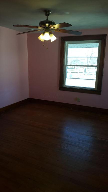 376 N Cedar St, Newark, OH 43055 photo 16