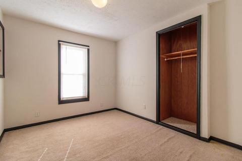 565 Maple Ave, Newark, OH 43055 photo 28
