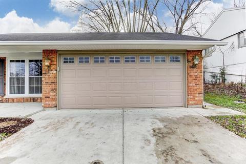 1813 Marinette Dr, Springfield, OH 45503 photo 2
