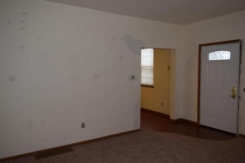 404 Eastern Ave, Newark, OH 43055 photo 4