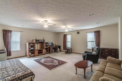 3093 Splitrock Rd, Columbus, OH 43221 photo 14