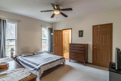 3093 Splitrock Rd, Columbus, OH 43221 photo 11