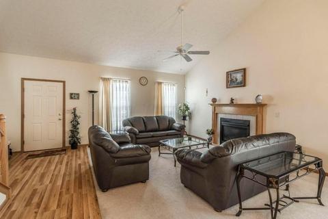 3093 Splitrock Rd, Columbus, OH 43221 photo 3