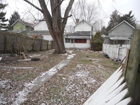 416 Eddy St, Newark, OH 43055 photo 2