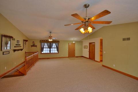 6100 Sharp Rd, Mount Vernon, OH 43050 photo 18