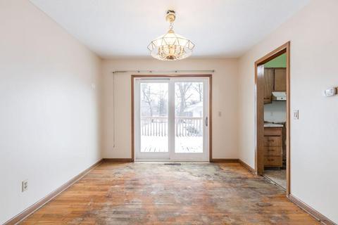 205 E North St, Worthington, OH 43085 photo 8