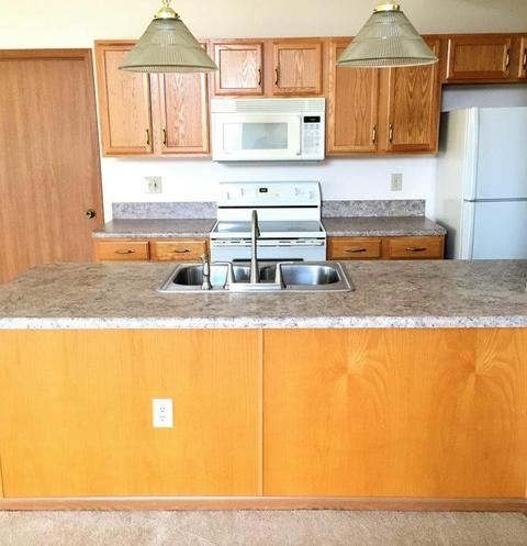 2050 Farmbrook Cir N, Grove City, OH 43123 photo 9