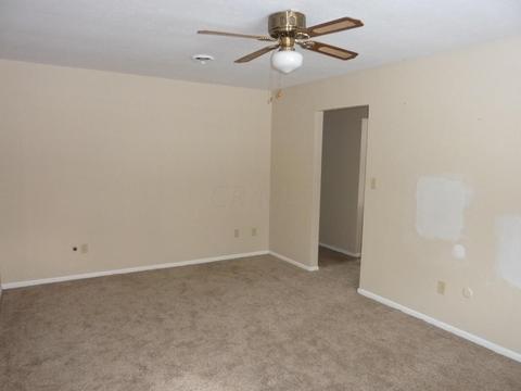 30 E Postal Ave, Newark, OH 43055 photo 12