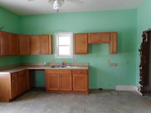 250 E Central Ave, Delaware, OH 43015 photo 4