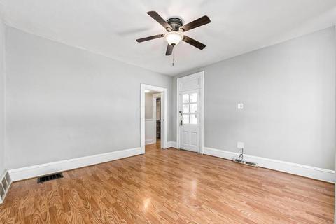 443 E Deshler Ave, Columbus, OH 43206 photo 3