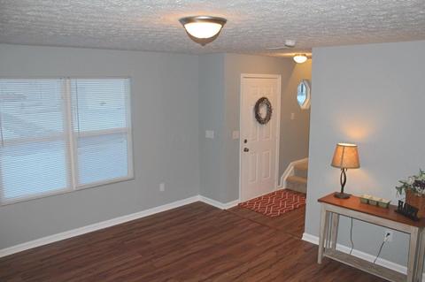 1379 Ithaca Dr, Columbus, OH 43228 photo 10