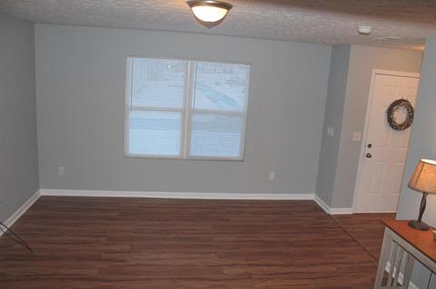 1379 Ithaca Dr, Columbus, OH 43228 photo 7