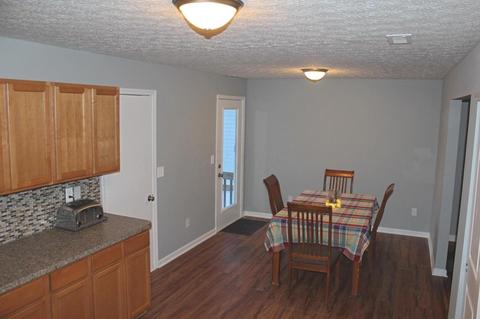 1379 Ithaca Dr, Columbus, OH 43228 photo 6