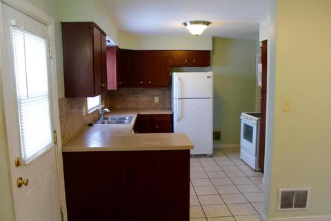 715 Rutter Ave, Lancaster, OH 43130 photo 2