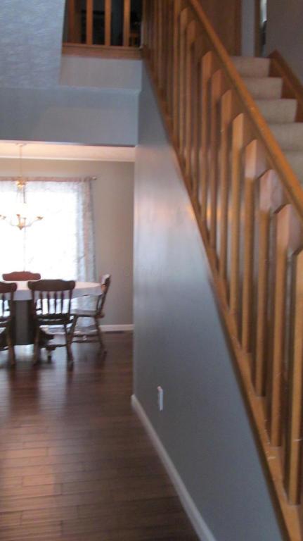 686 Crofton Loop, Delaware, OH 43015 photo 9