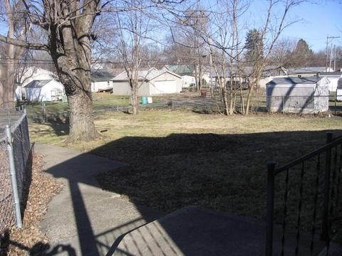 438 E Ohio St, Circleville, OH 43113 photo 4