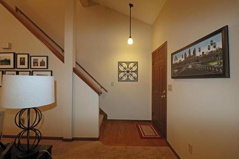 8872 Cornwallis Ct, Powell, OH 43065 photo 2