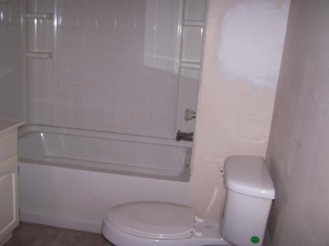 405 N Pickaway St, Circleville, OH 43113 photo 8
