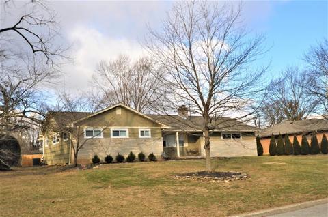 3879 Chiselhurst Pl, Columbus, OH 43220 photo 1