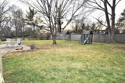3879 Chiselhurst Pl, Columbus, OH 43220 photo 11