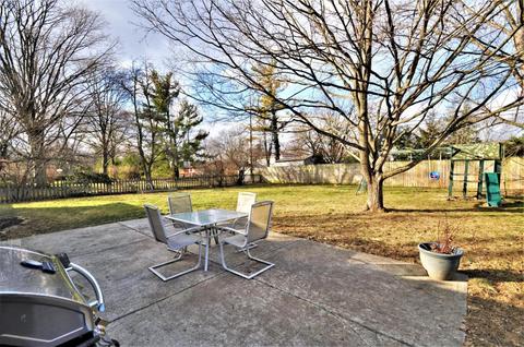3879 Chiselhurst Pl, Columbus, OH 43220 photo 9