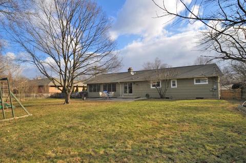 3879 Chiselhurst Pl, Columbus, OH 43220 photo 7