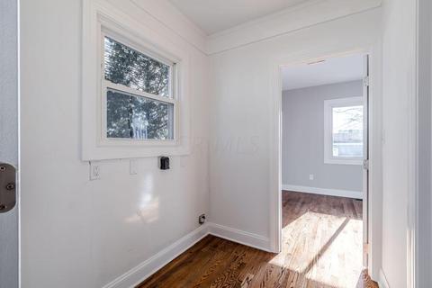21 E Kelso Rd, Columbus, OH 43202 photo 22