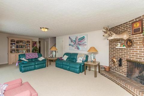 5949 Sinclair Rd, Columbus, OH 43229 photo 23