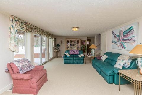 5949 Sinclair Rd, Columbus, OH 43229 photo 22