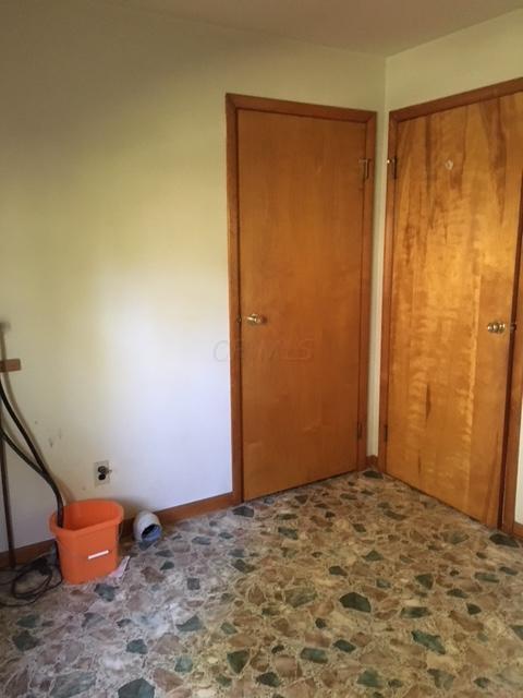 820 Atwater Ave, Circleville, OH 43113 photo 6