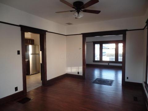45 E Channel St, Newark, OH 43055 photo 7