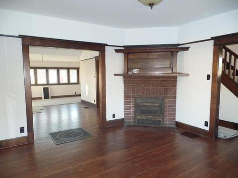 45 E Channel St, Newark, OH 43055 photo 5
