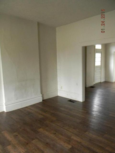 255 E Main St, Newark, OH 43055 photo 4