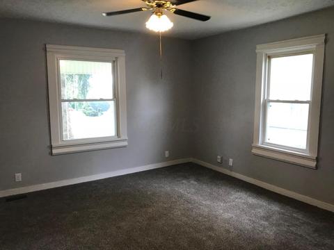 737 E Wheeling St, Lancaster, OH 43130 photo 2