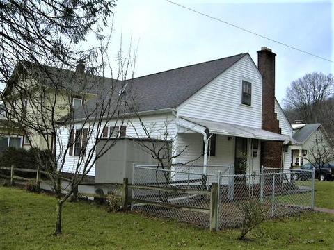 100 Marks Ave, Lancaster, OH 43130 photo 2