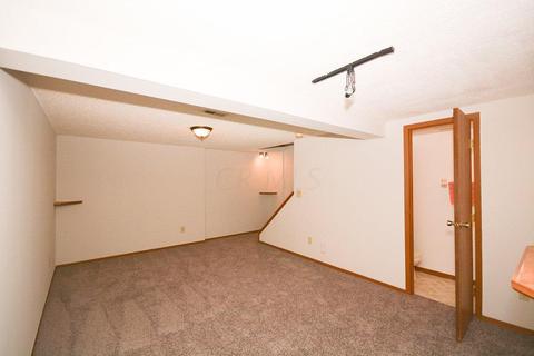 4946 Singleton Dr, Hilliard, OH 43026 photo 19