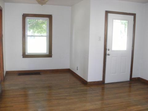 126 Park St, Circleville, OH 43113 photo 7