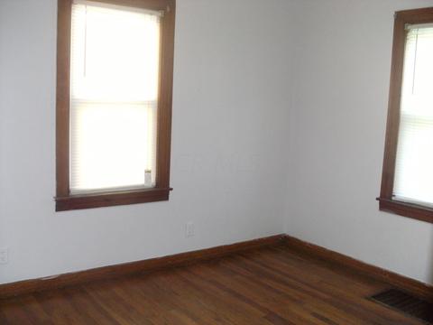 126 Park St, Circleville, OH 43113 photo 13