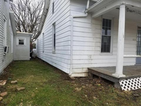 633 E Mound St, Circleville, OH 43113 photo 3