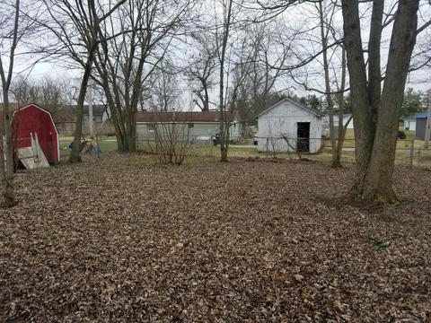 633 E Mound St, Circleville, OH 43113 photo 5