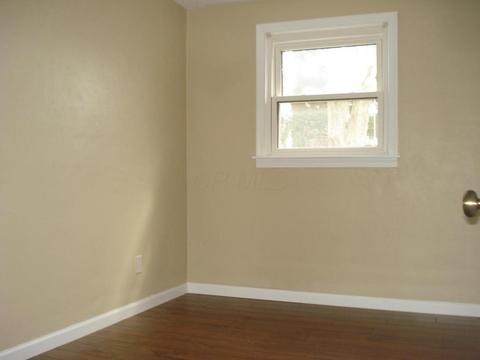 130 Willis Ave, Springfield, OH 45505 photo 9
