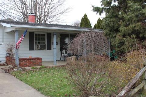421 Ruth Ave, Circleville, OH 43113 photo 1