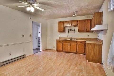 420 John St, Circleville, OH 43113 photo 4