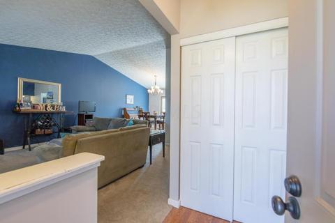 3725 Carnforth Dr, Columbus, OH 43221 photo 5