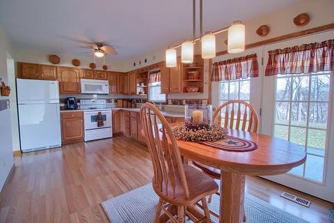 27080 Stuart Rd, Rockbridge, OH 43149 photo 2