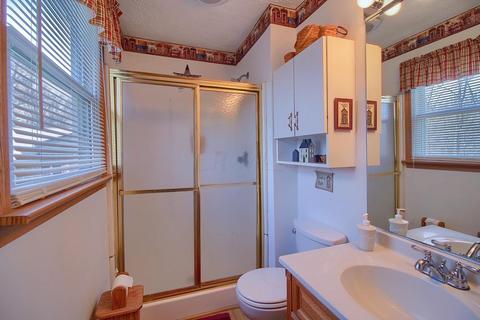 27080 Stuart Rd, Rockbridge, OH 43149 photo 16