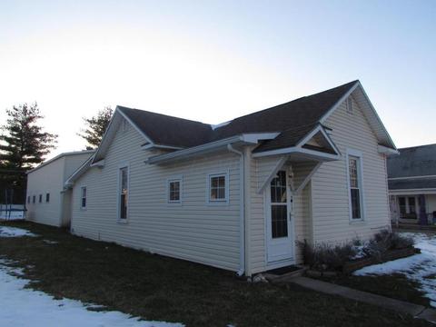219 N Koke, De Graff, OH 43318 photo 3