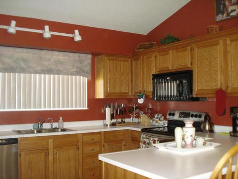 1861 Pinehurst Dr, Springfield, OH 45502 photo 4