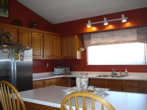 1861 Pinehurst Dr, Springfield, OH 45502 photo 3